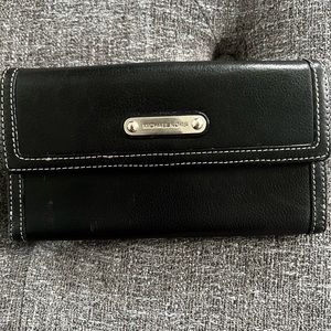 Classic Black Michael Kors wallet